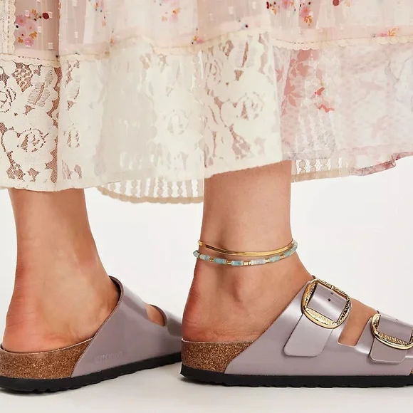 BIRKENSTOCK BIG BUCKLE Hammered Arizona Sandals! - Picture 2 of 9